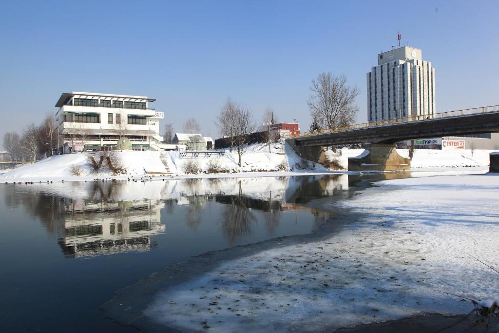 Hotel Le Pont Prijedor Eksteriør bilde